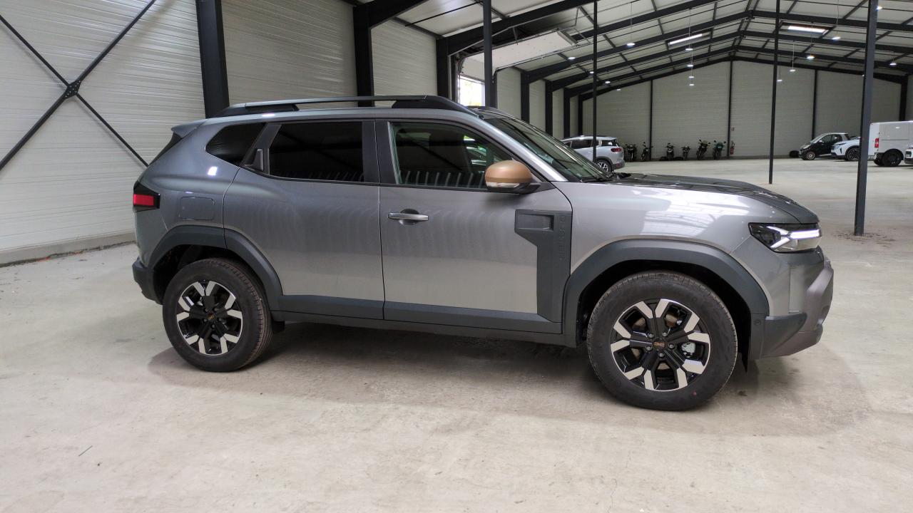 DACIA DUSTER HYBRID 140 4X2 EXTREME + PACK TECHNO + PACK CITY