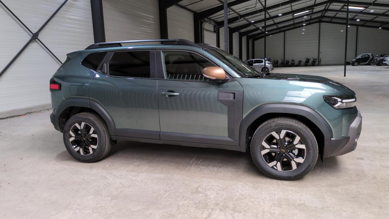 DACIA DUSTER MILD HYBRID 130 4X2 EXTREME + PACK TECHNO + PACK CITY