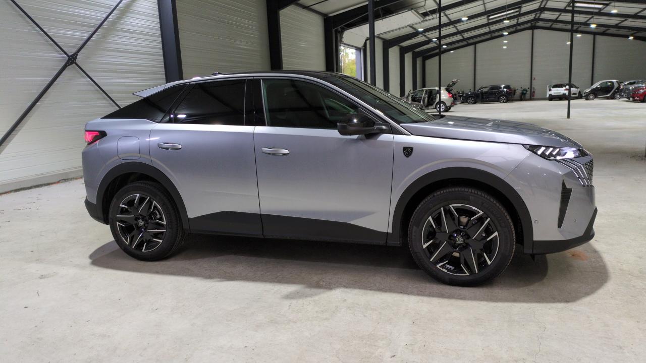 PEUGEOT 3008 NOUVEAU HYBRID 145 E-DCS6 GT + PACK 360 VISION & DRIVE ASSIST PLUS