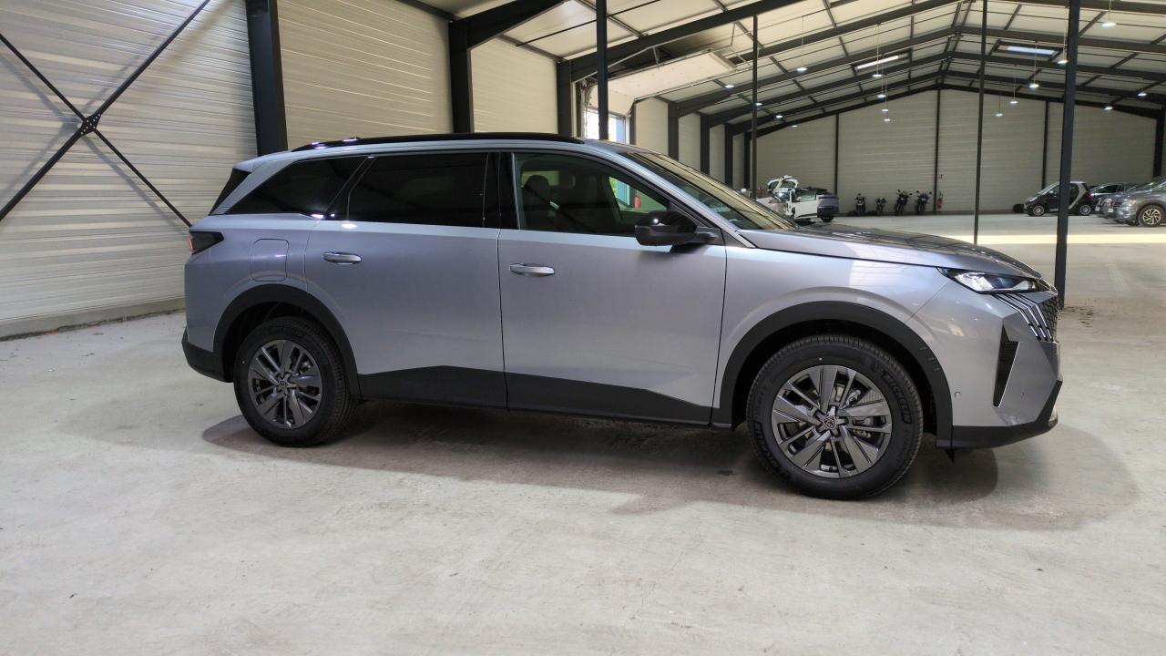 PEUGEOT 5008 NOUVEAU HYBRID 145 E-DCS6 7PL ALLURE SUREQUIPE