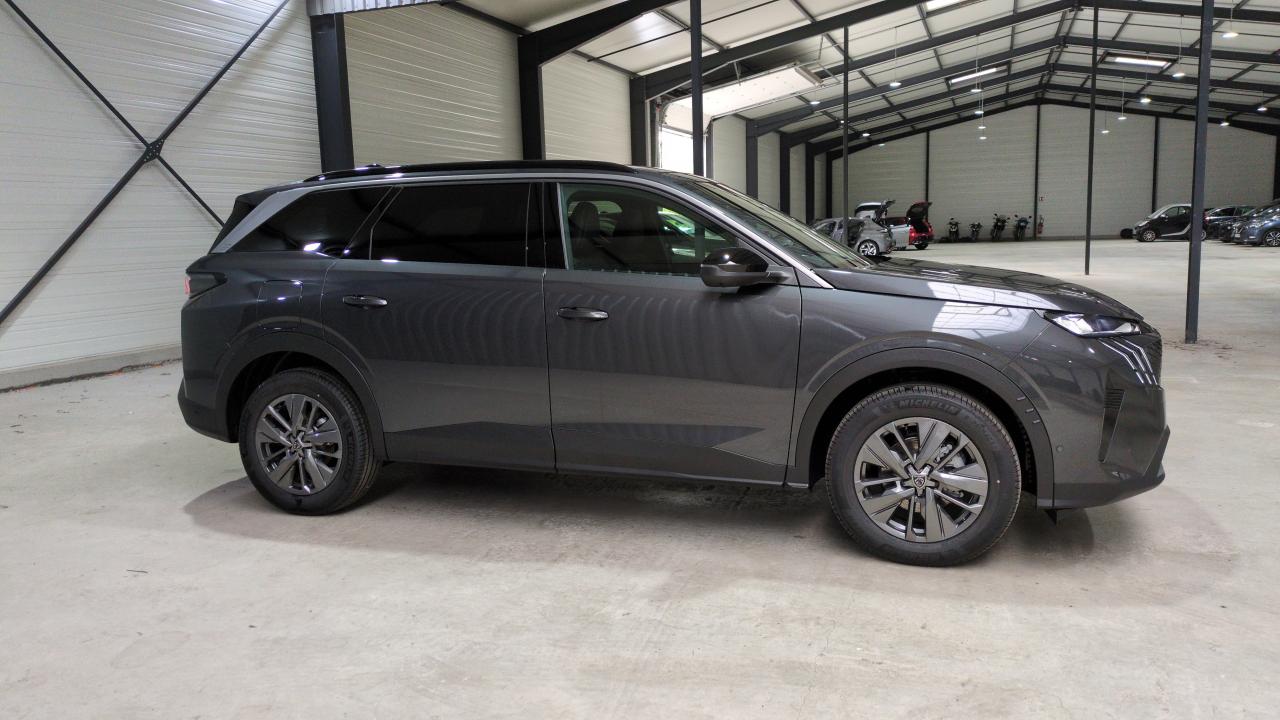 PEUGEOT 5008 NOUVEAU HYBRID 145 E-DCS6 7PL ALLURE SUREQUIPE