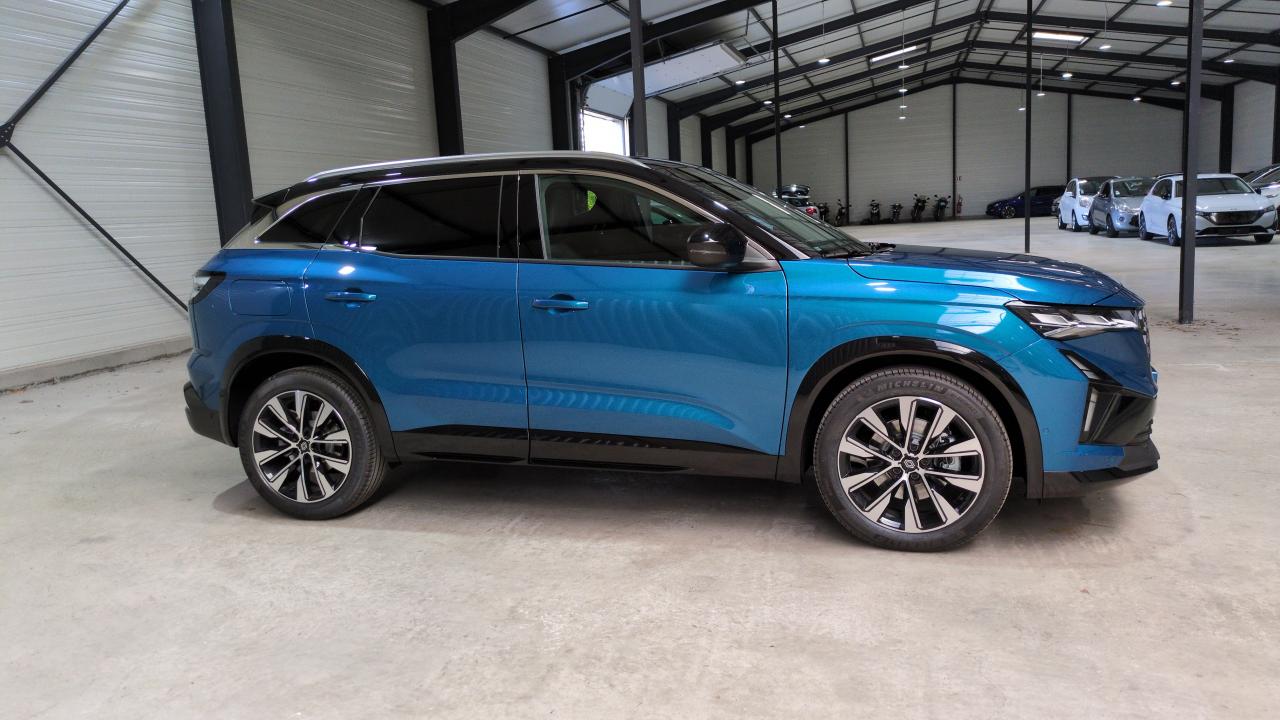 RENAULT AUSTRAL NOUVEAU FULL HYBRID E-TECH 200 CH TECHNO