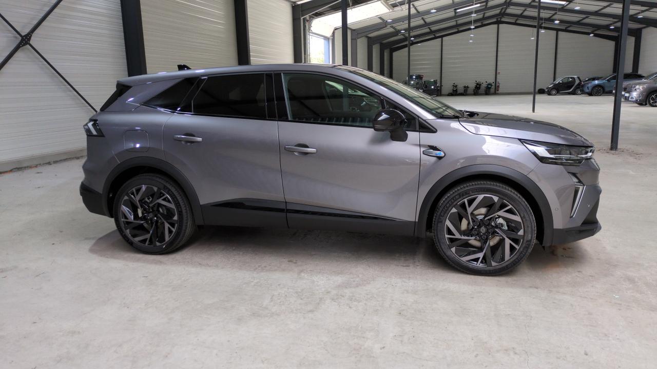 RENAULT SYMBIOZ E-TECH FULL HYBRID 145 ESPRIT ALPINE + PACK SAFETY ET DRIVING