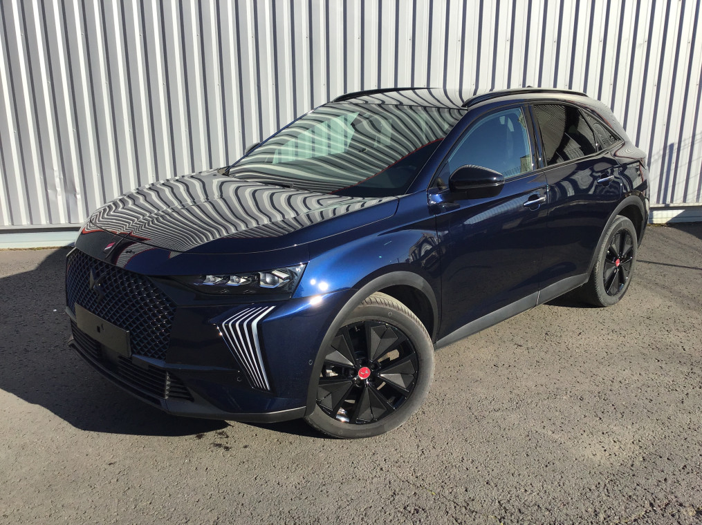 DS DS 7 BLUEHDI 130 EAT8 PERFORMANCE LINE +