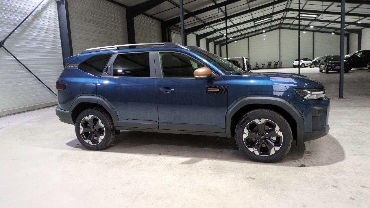 DACIA BIGSTER HYBRID 155 4X2 EXTREME + PACK PARKING + HAYON MOTORISE
