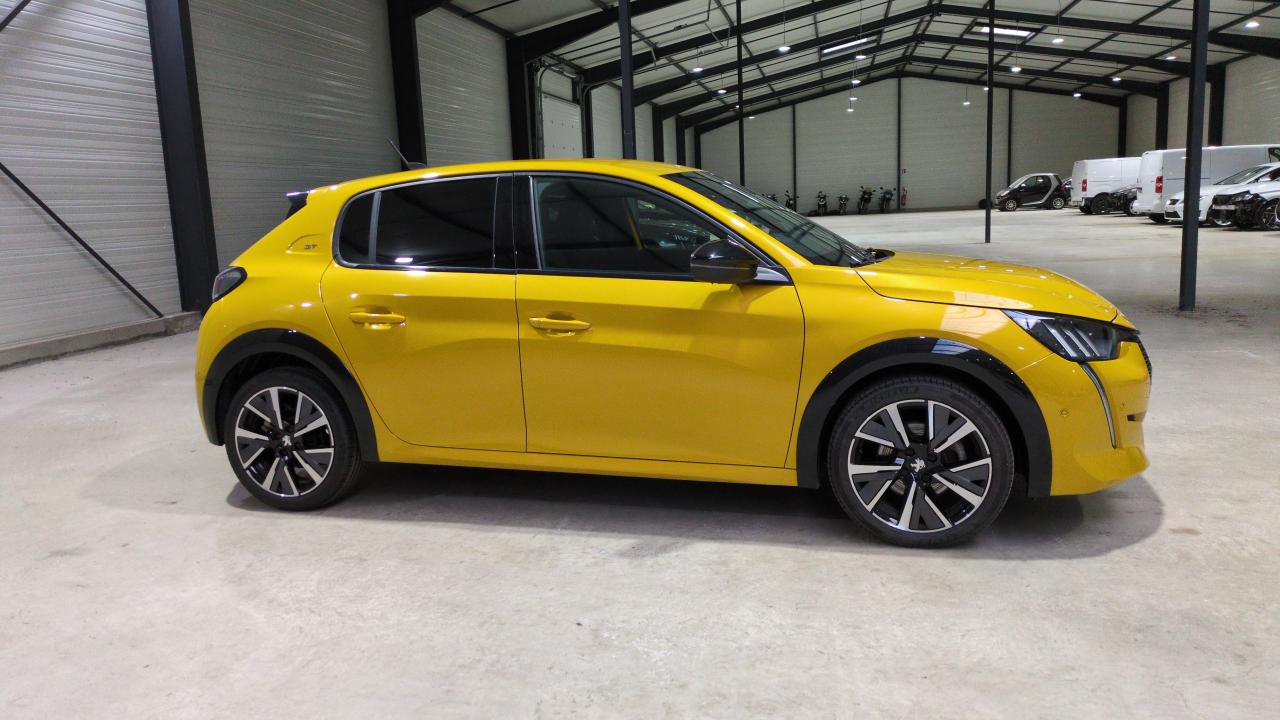 PEUGEOT 208 PURETECH 100 S&S BVM6 GT