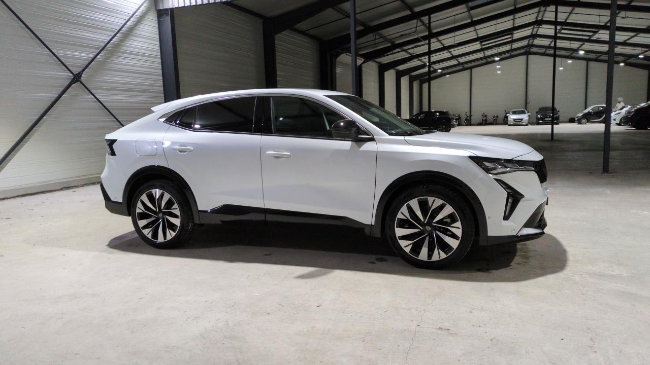 RENAULT RAFALE E-TECH FULL HYBRID 200 TECHNO + PACK HIVER