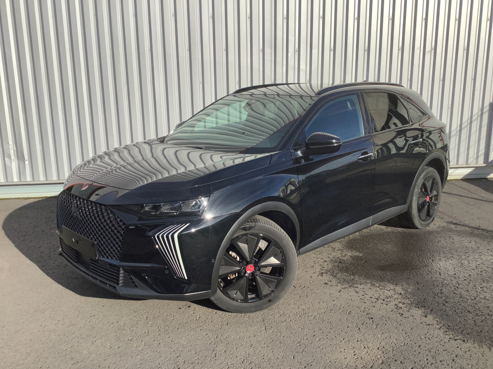 DS DS 7 BLUEHDI 130 EAT8 PERFORMANCE LINE