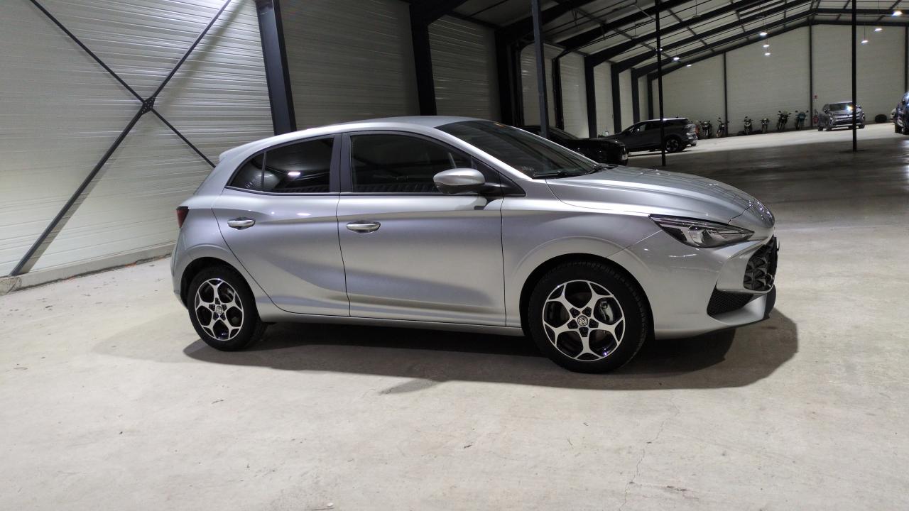 MG MG3 1.5 L HYBRID+ 195 CH LUXURY + RADAR AR + CAMERA 360