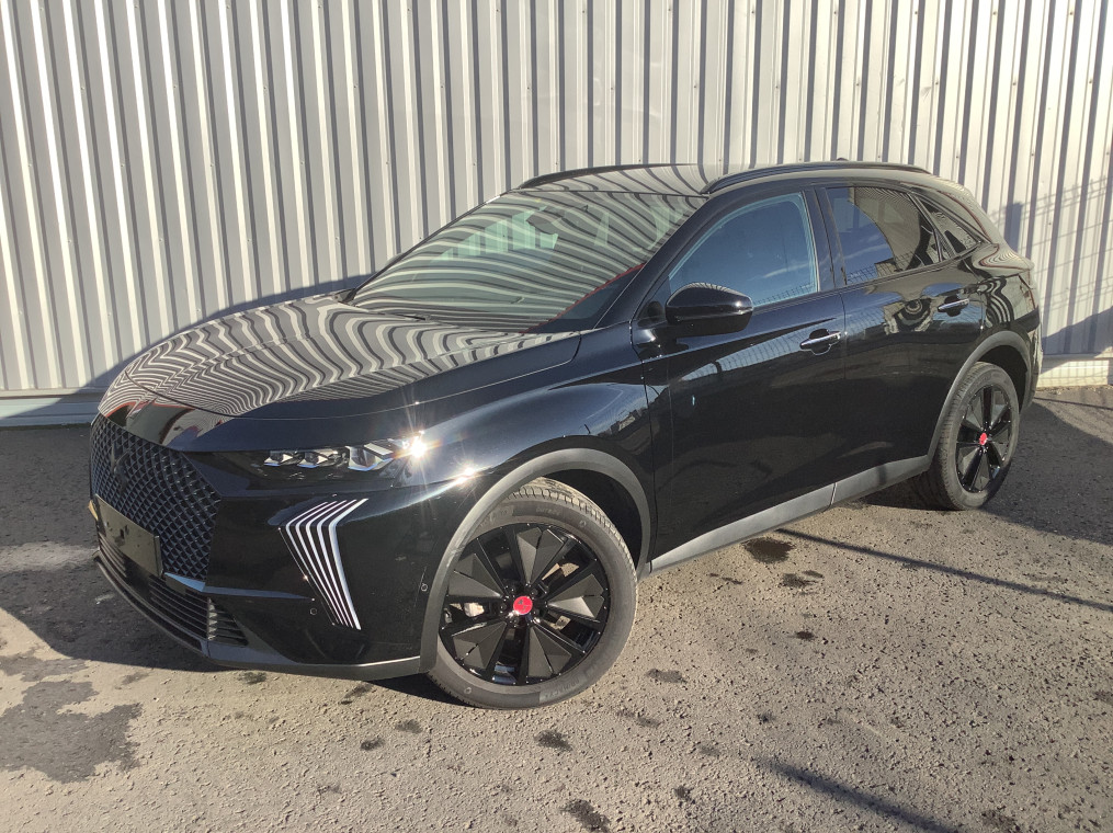 DS DS 7 BLUEHDI 130 EAT8 PERFORMANCE LINE +