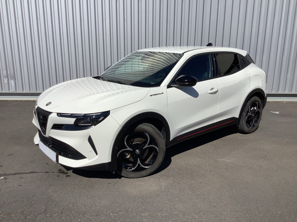 ALFA ROMEO JUNIOR 1.2 IBRIDA 136 CH EDCT6 SPECIALE